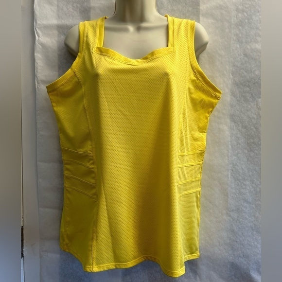 Tail Tops - Tail bright yellow activewear tank top w/perforated detail Sz-XL.  W14